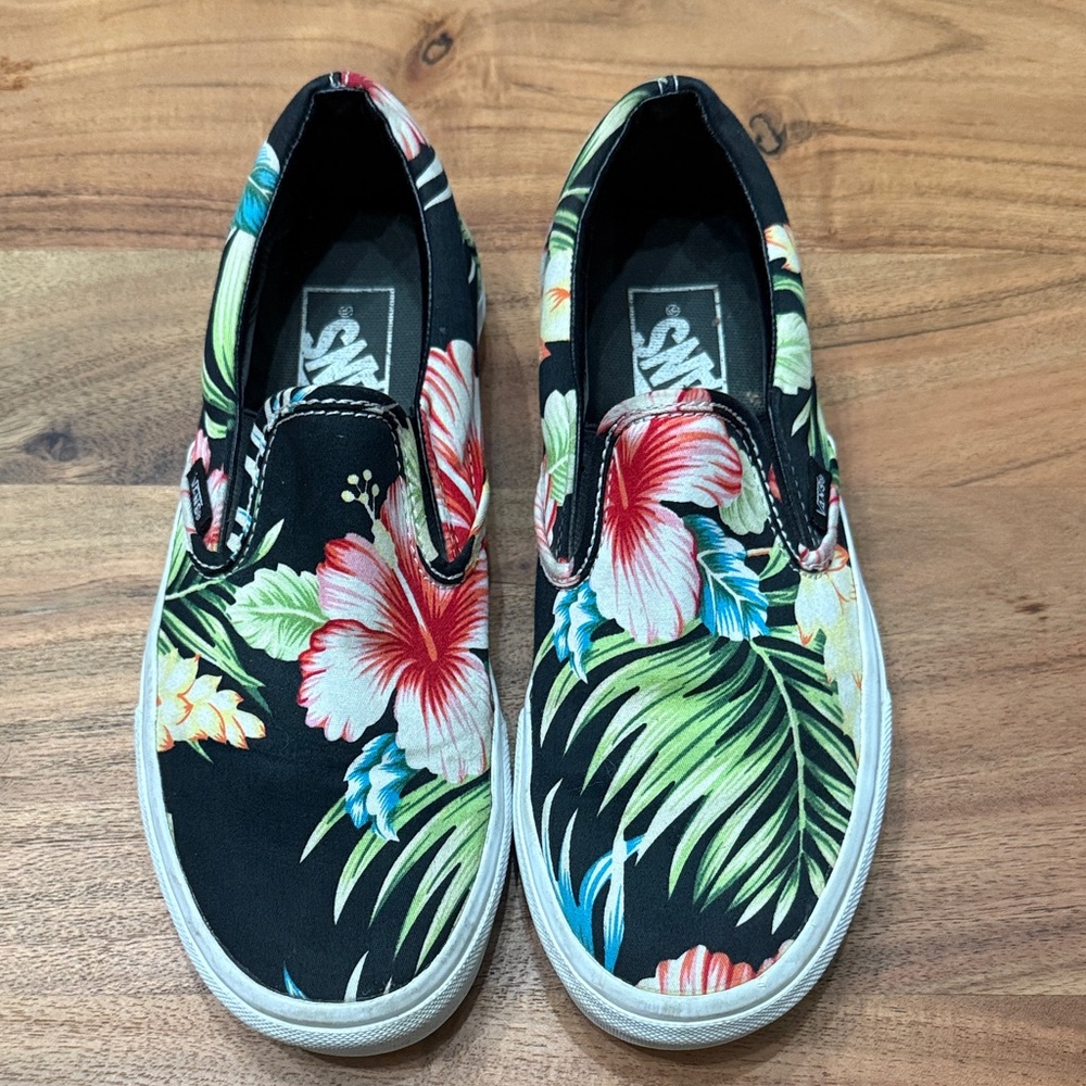 Vans Hawaiian Flower Slip-Ons Men’s 5 Women’s 6.5